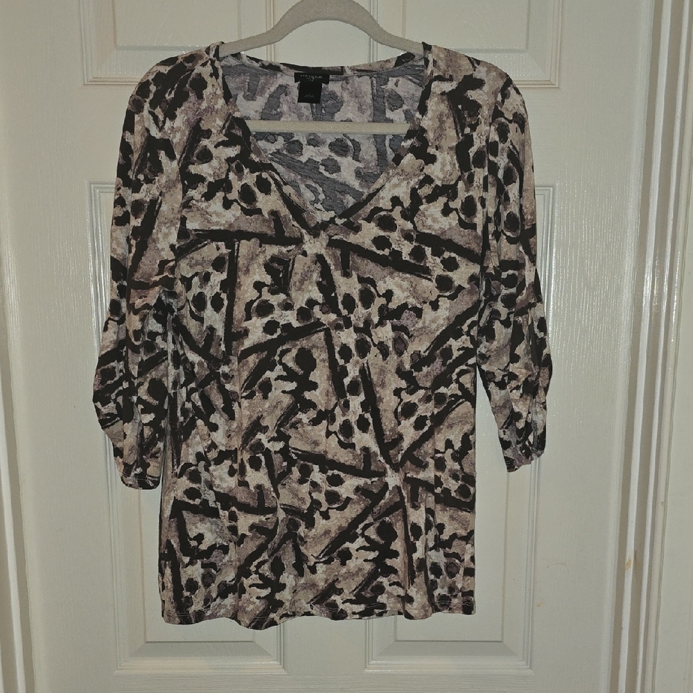 Ann Taylor Black and Cream Patterned‎ Blouse